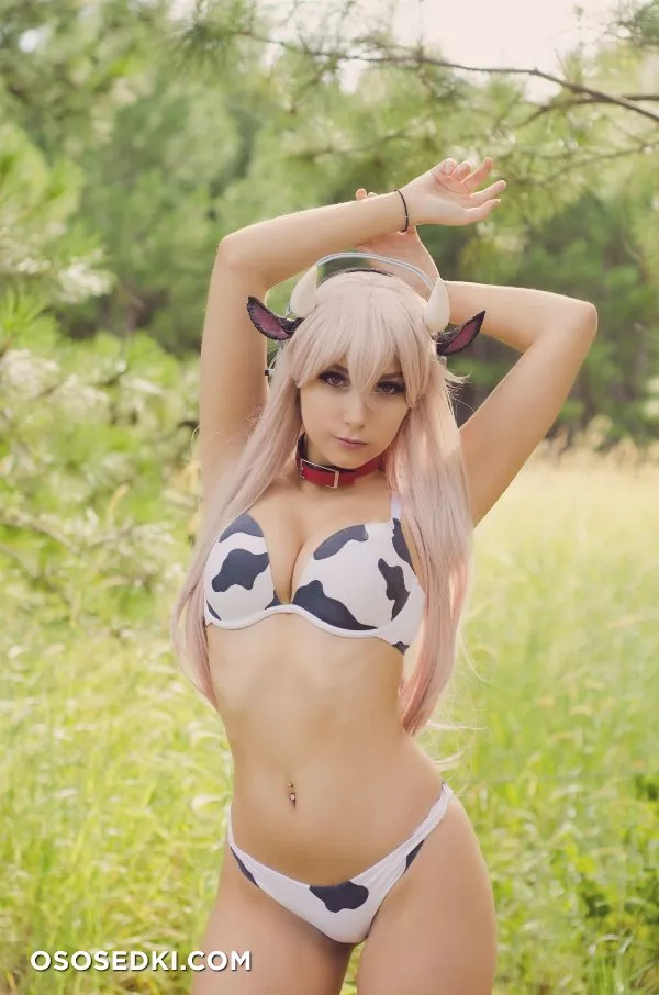 Beke Jacoba private Onlyfans Naked Cow Cosplay - 8