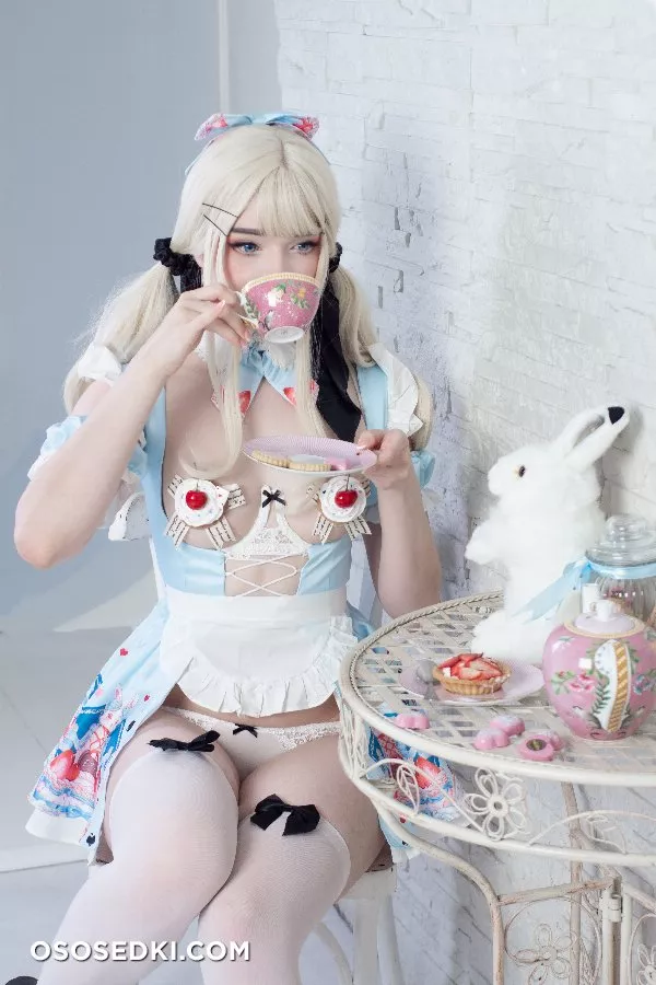 Candy Balll - Alice in Easterland - 15