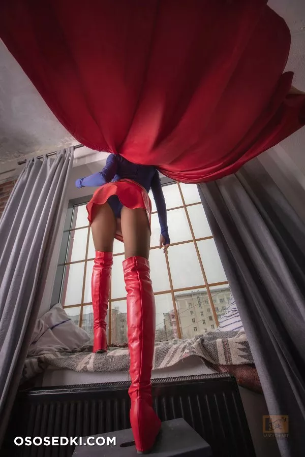 Vandych - Supergirl - 17