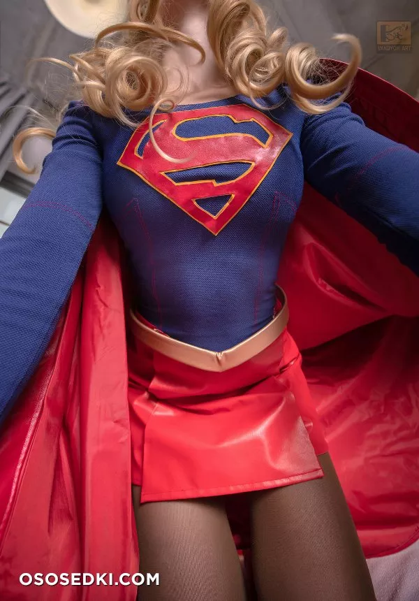 Vandych - Supergirl - 21