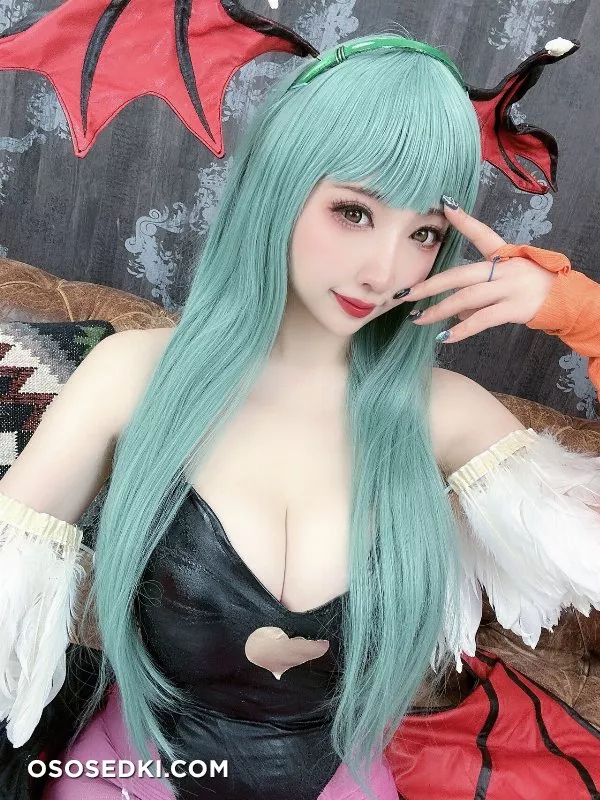Momoiro Reku - Morrigan - 15