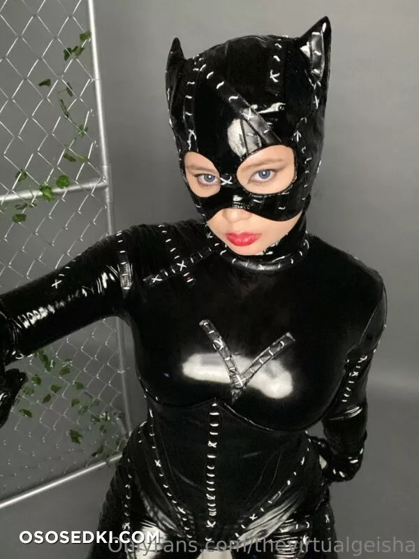 Virtual Geisha - Catwoman - 1