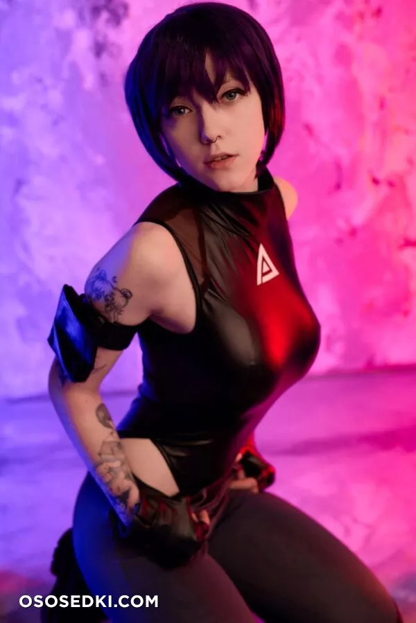 Elleslove - Motoko Kusanagi - 24
