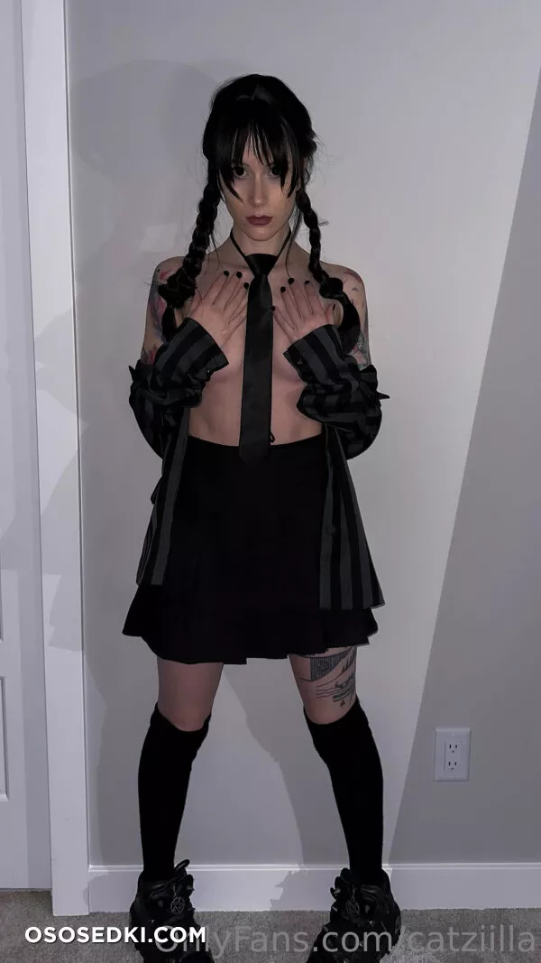 Catziilla - Wednesday Addams - 7