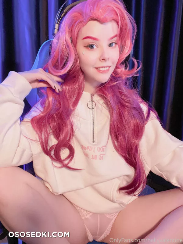 Helly Valentine - Seraphine - 13