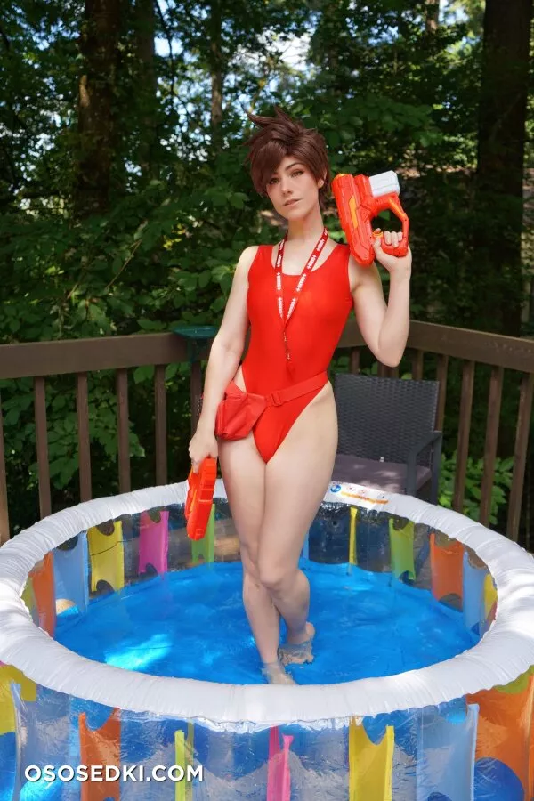 Bukkit Brоwn - Lifeguard Tracer - 18
