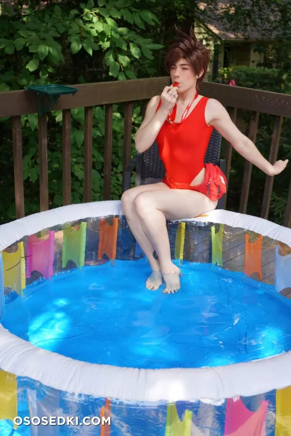 Bukkit Brоwn - Lifeguard Tracer - 4