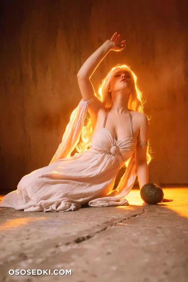 Daenerys Targaryen (Game of Thrones) - Lada Lyumos - 10