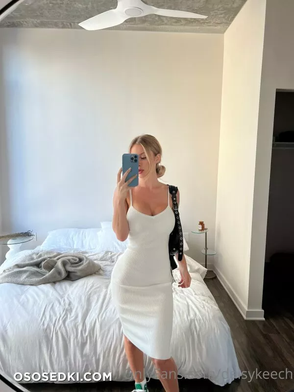 Daisy Keech (@daisykeech) - 8