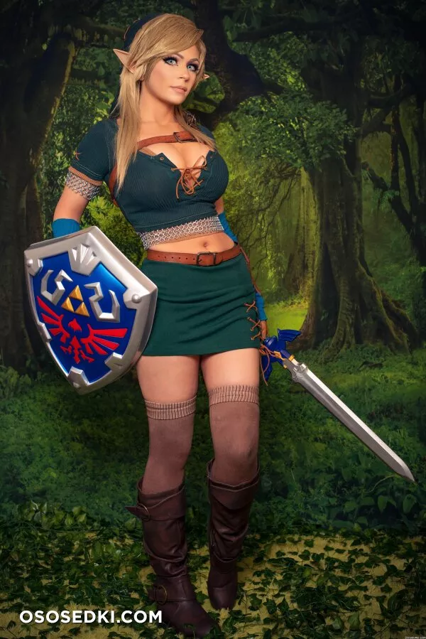 Danielle Beaulieu - 28