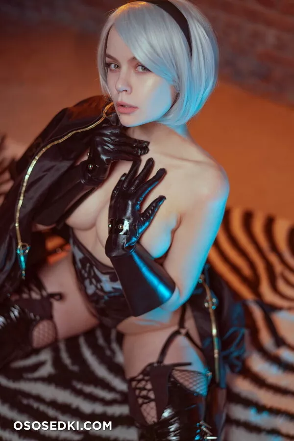 Asami Gate - Officer 2B - 7