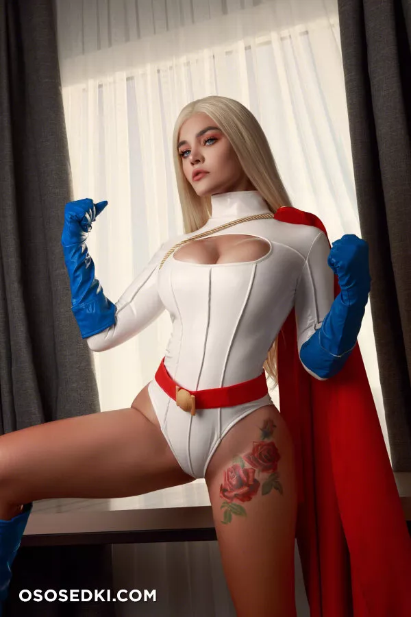 Kalinka Fox - Power Girl - 15
