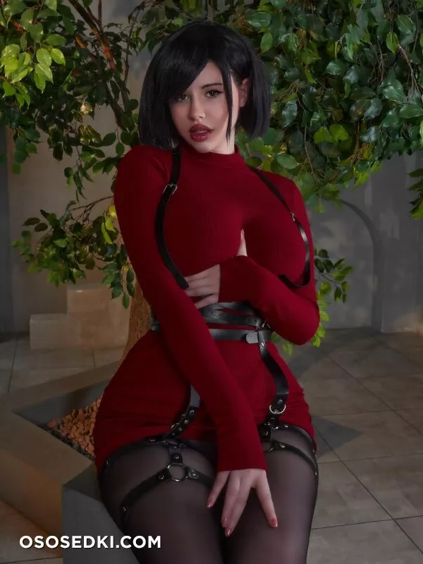 Voezacos - Ada Wong - 2
