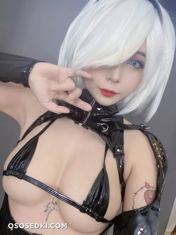 Umeko J - 2B Latex - 187