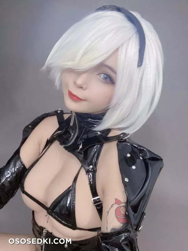 Umeko J - 2B Latex - 191