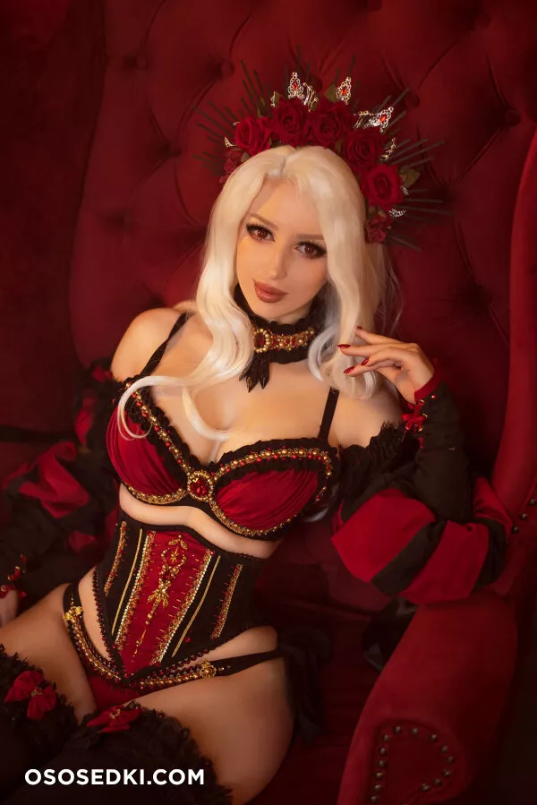 Lady Melamori - Carmilla - 24
