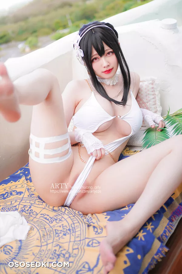 Arty Huang - Yor - 28