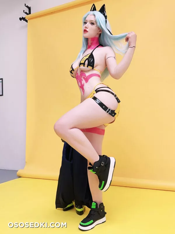 Lada Lyumos - Rebecca - 6
