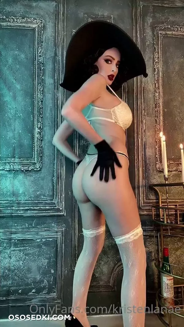 Kristen Lanae - Lady Dimitrescu - 64