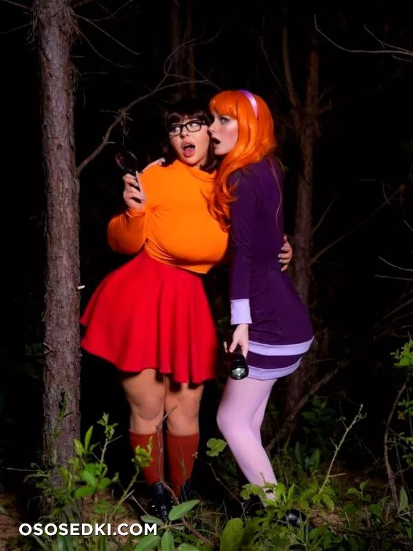 BishoujoMom Nude Velma Daphne Cosplay - 14