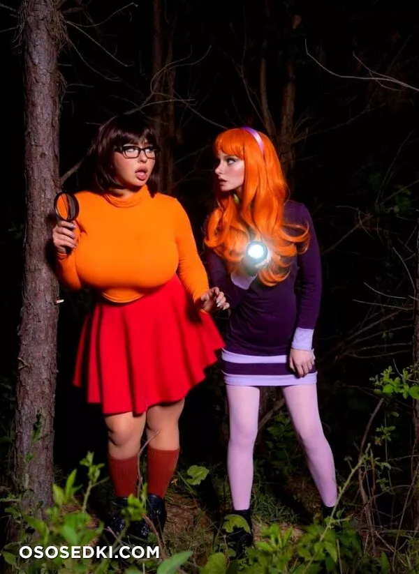 BishoujoMom Nude Velma Daphne Cosplay - 16