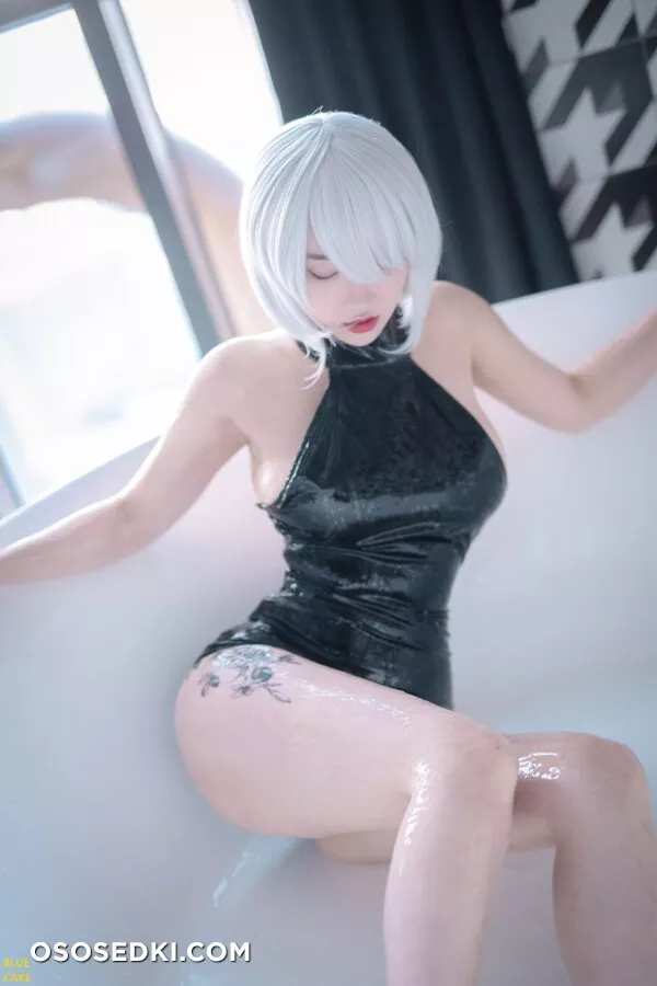 [Son Ye-Eun 손예은] 2B [BLUECAKE] - 201