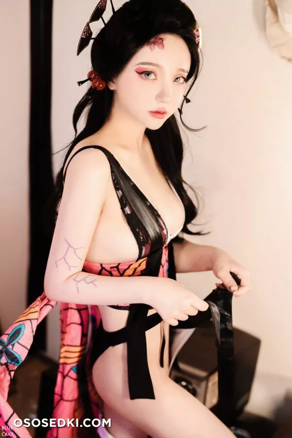 Son Ye-Eun - DAKI - 10