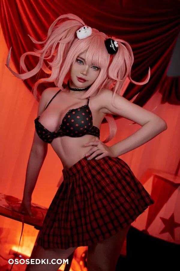 ZinieQ - Junko Enoshima - 20