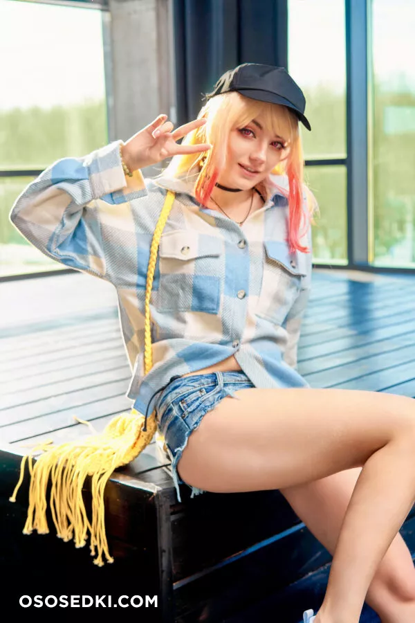 CarryKey - Marin Kitagawa - 11