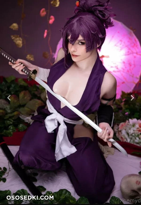 Xhemyd - Yuzuriha - 19