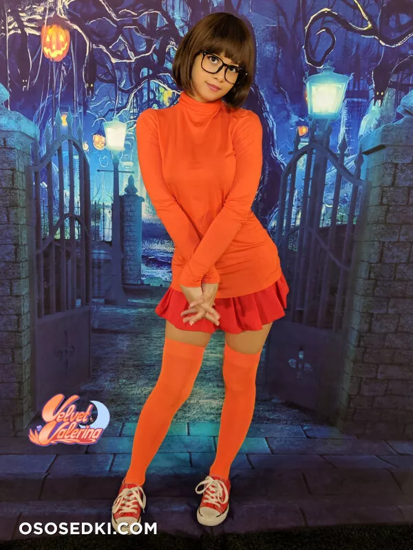 Velvet Valerina - Velma - 1