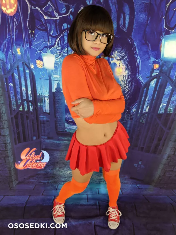 Velvet Valerina - Velma - 11