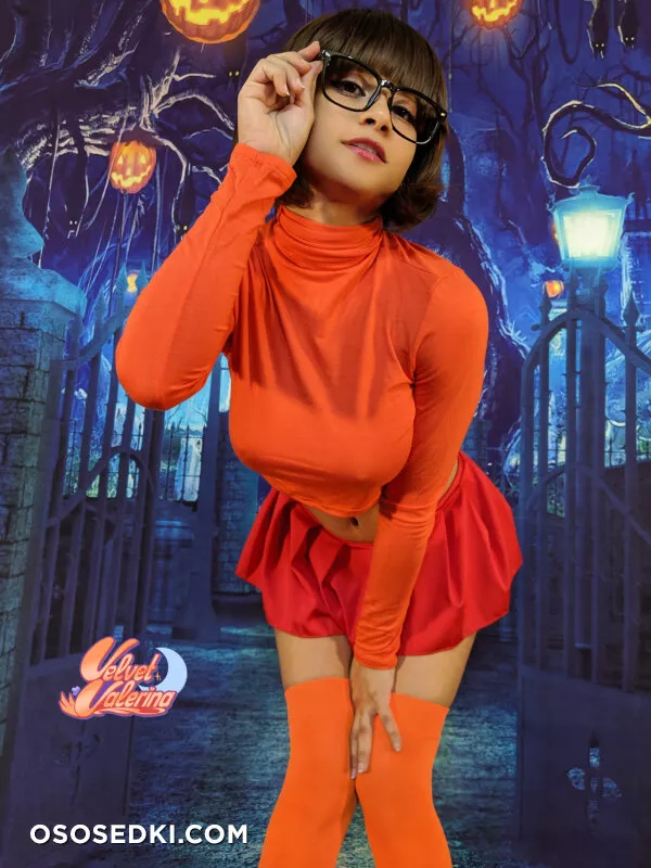 Velvet Valerina - Velma - 3