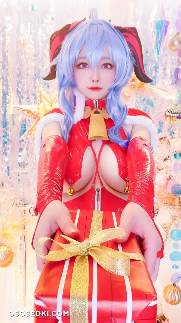 Arty Huang - Santa Ganyu - 16
