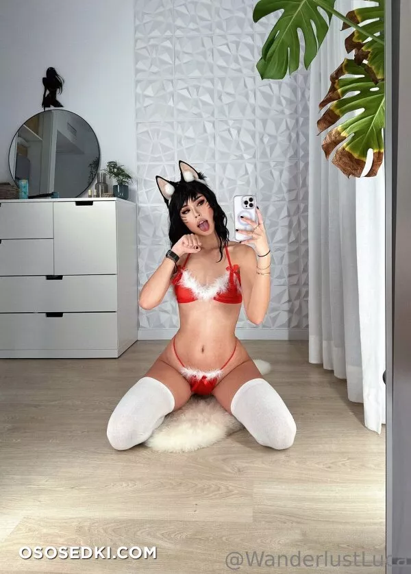 Wanderlustluca - Christmas Ahri - 42