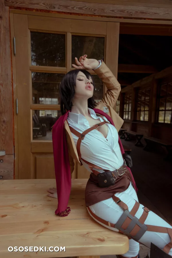 Lada Lyumos - Mikasa Ackerman - 5