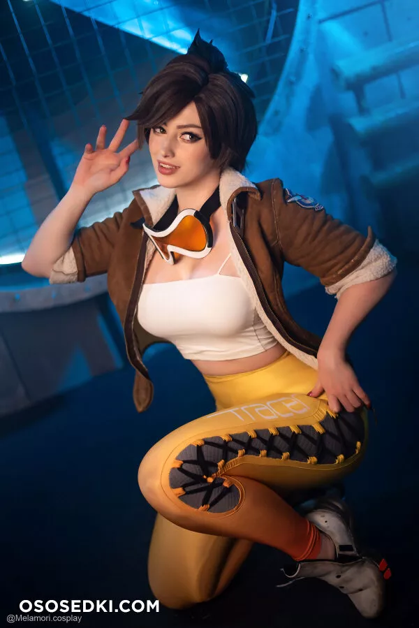 Lady Melamori - Tracer - 12