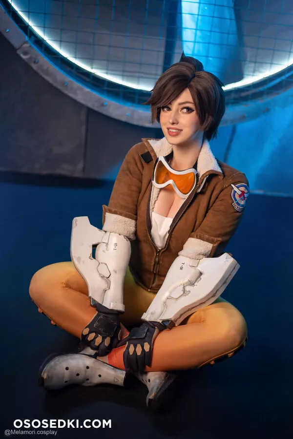 Lady Melamori - Tracer - 16