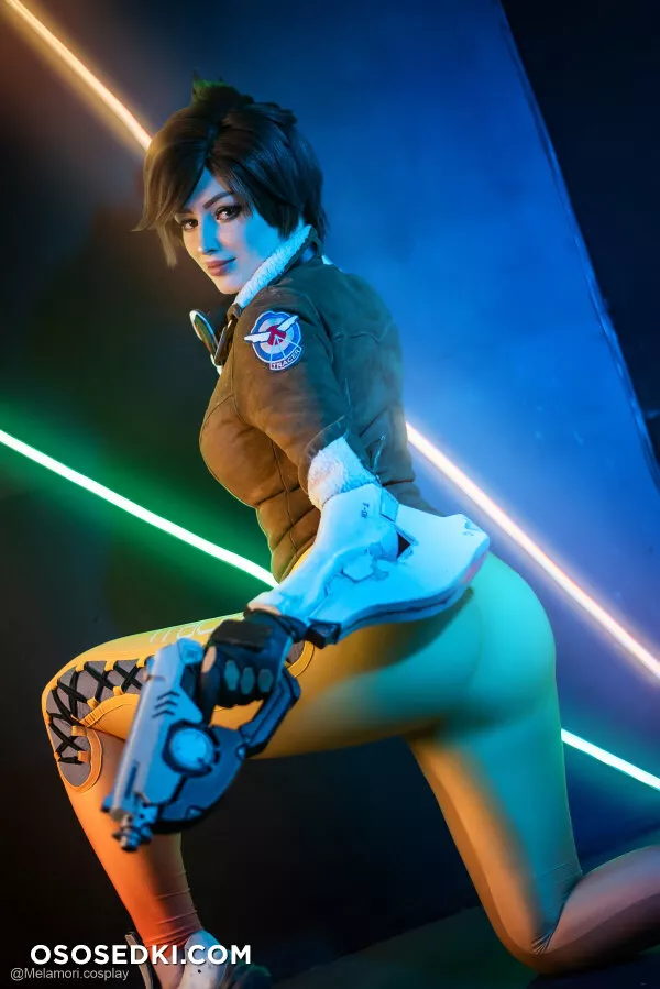 Lady Melamori - Tracer - 3