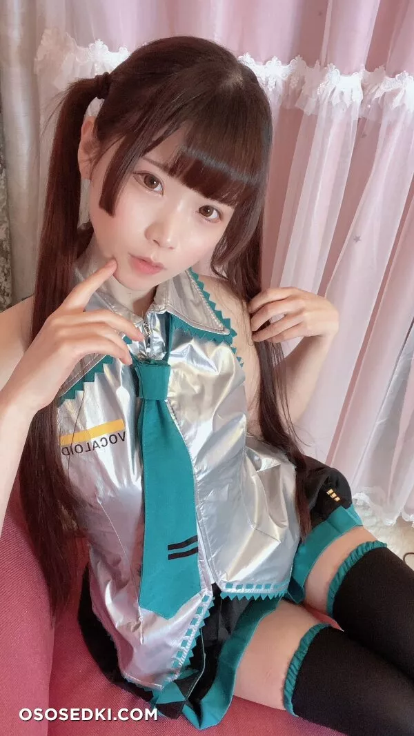 Kururun Kurasaka - Miku - 8
