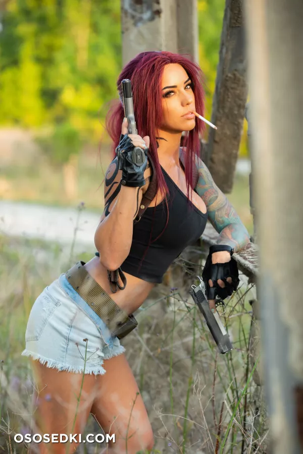 Alex Zedra - Revy - 10