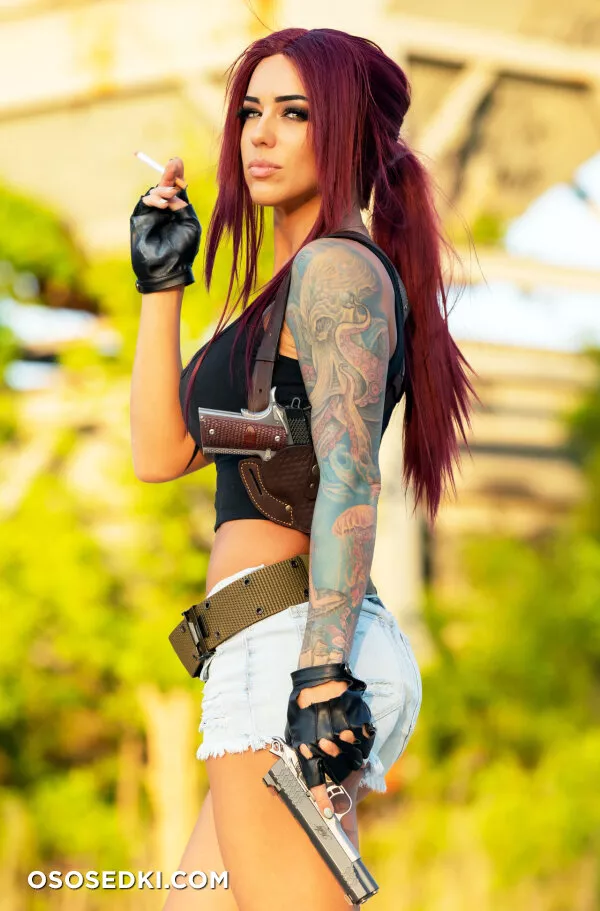 Alex Zedra - Revy - 11