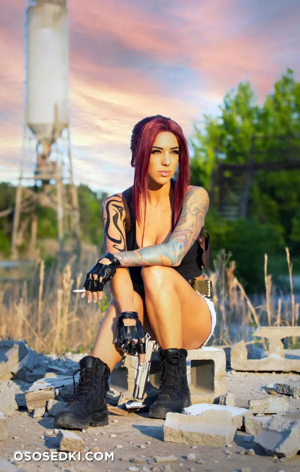Alex Zedra - Revy - 3