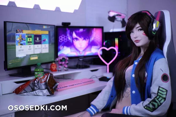 Lynie - D.Va - 34