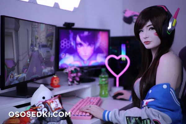 Lynie - D.Va - 37