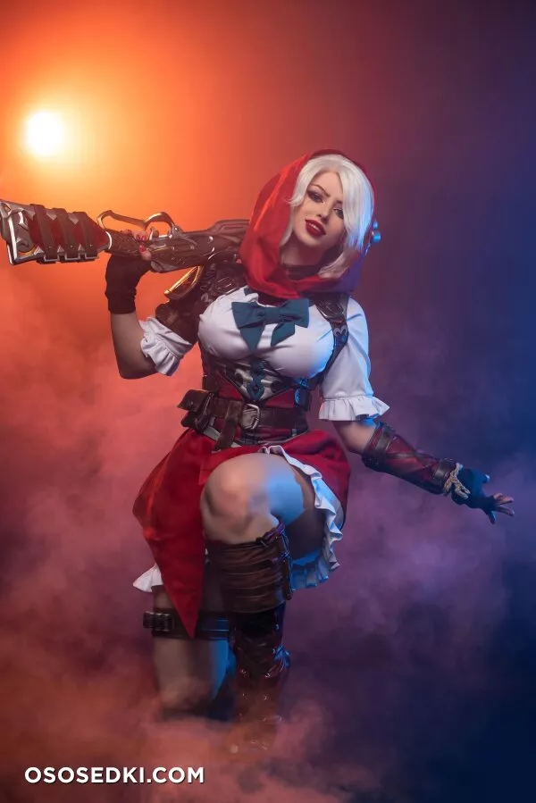 Lady Melamori - Ashe Red Hood Riding Wood - 11