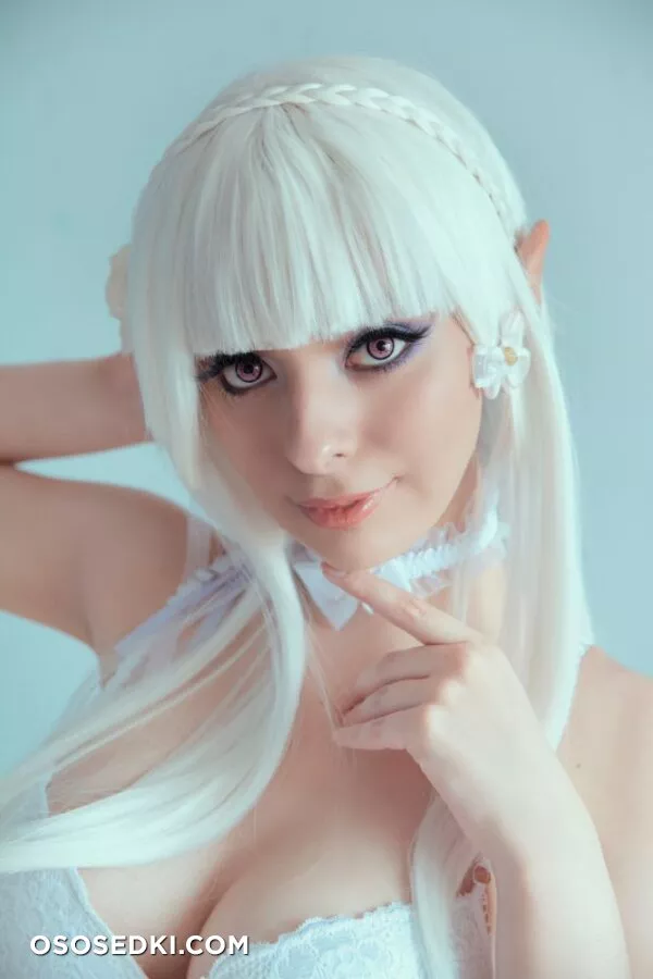 Valentina Kryp - Emilia (Re: Zero) - 2