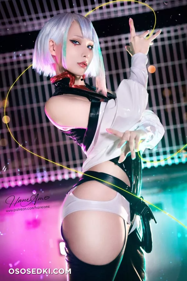 Hane Ame 雨波写真 – Cyberpunk Lucy - 1