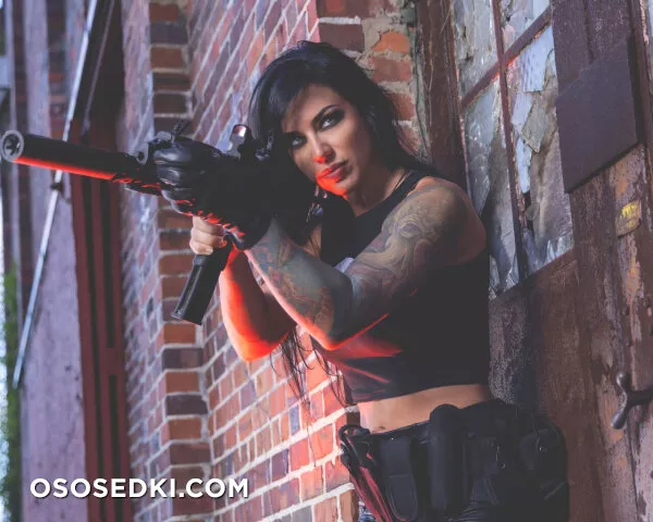 Alex Zedra - Punisher - 12