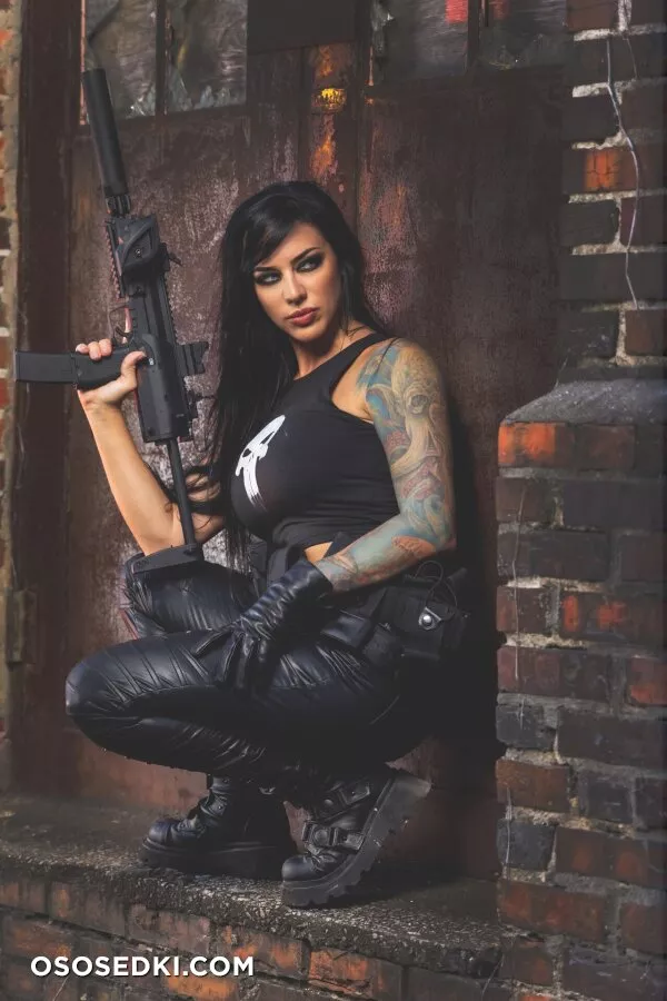 Alex Zedra - Punisher - 9
